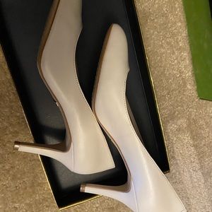 Louise et Cie White Pump